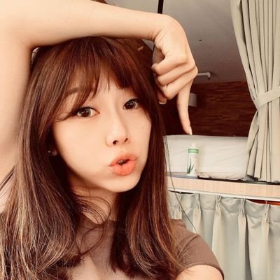 alisa178721's profile picture. Don't ever leave the one you love for the one you like, because the one you like will leave you for the one they love.