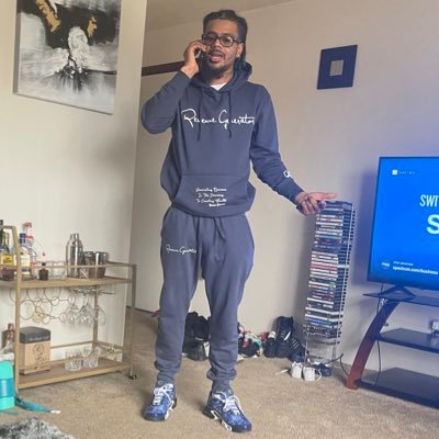 kingRob810's profile picture. 