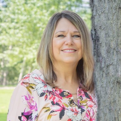 Results with a Caring Touch! Your Portland, Metro area realtors. Denise is a principal broker with over 25 years of experience. eXp Realty