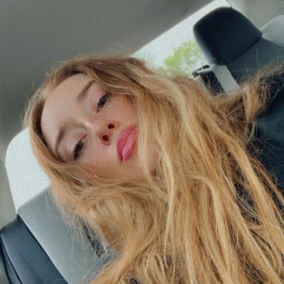 tigerlily__dbox's profile picture. iG @ tigerlily__dbox