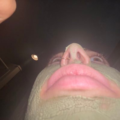 toaster_strudeI's profile picture. not a single intelligent thought