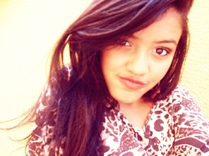 Uma garota , como qualquer outra.   http://t.co/XG5dPaeR5h
