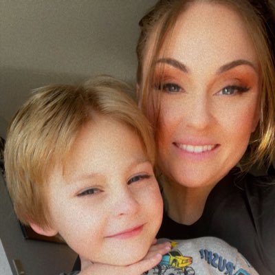Lover ❤️ fighter ✊🏼 mother👩‍👦
