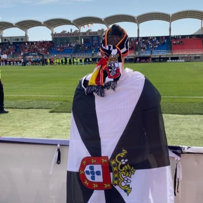 Ceutí Del 94♍️ Una pasión el Fútbol⚽️ Soy responsable de lo que escribo y no de lo que entiendas✏️ Estilo de vida Metamorfosis🥉 En busca de la felicidad 🤞🏼
