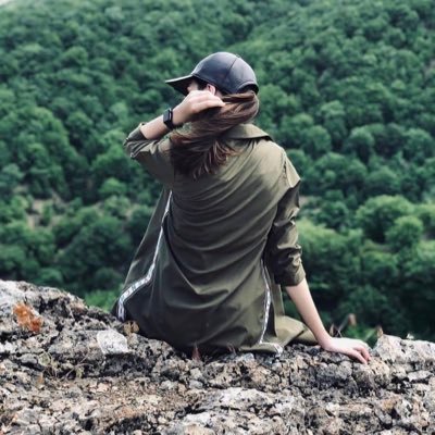 kamand1377's profile picture. 