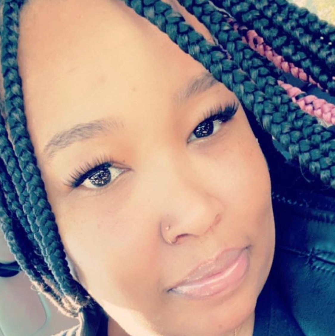 aimee_paskings's profile picture. ғollow мe on ιnѕтagraм @ aimeeeeee28 вєαυту&вяαιиѕ gσ gєттєя мσтнєя σf 2⃣єѕѕєи¢є & ємιяяαн му мσтιναтισи