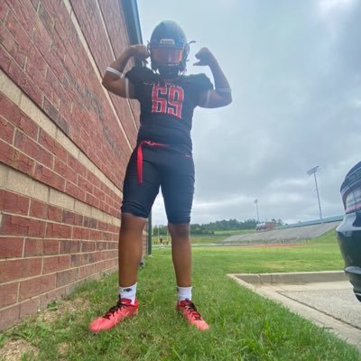Jaylen king Class of 2026 6’1 210lb defensive end,tight end, Hback @baldwinhighschool #3 gmail: kingjaylen367@gmail.com #4782515510 3.0gpa