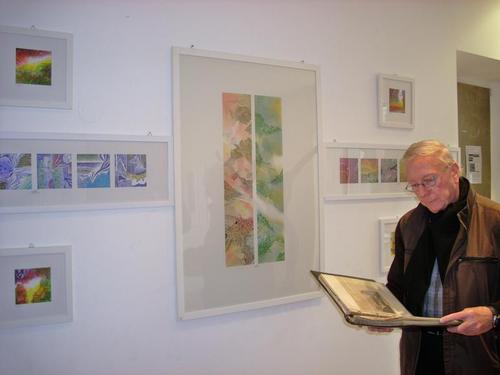 UrieRaymond's profile picture. French artist making paintings with love.