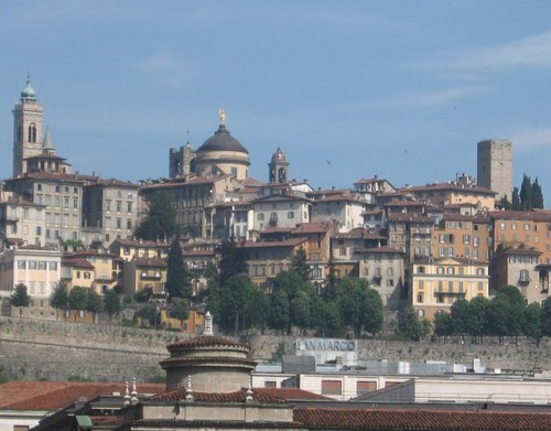 Tips and advice for visitors to this lovely Italian city from the author of DEATH IN THE HIGH CITY, a crime novel set in Bergamo.