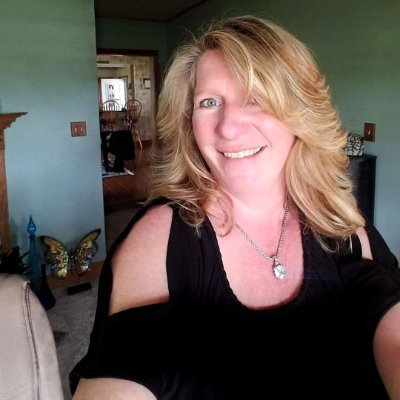 Live the life you love, love the life you live!
Born & raised in MI, love travelling, meeting new people & being outdoors!
Wine enthusiast & a throw down cook.