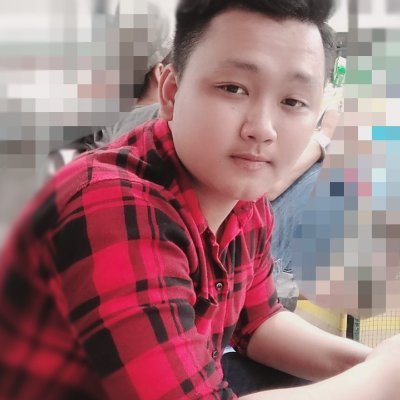 KhanhTlo98's profile picture. 