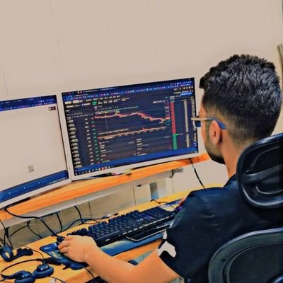 R.U.C CS STAGE 2
Working in IT company
Web designer
Photoshop And crypto trader