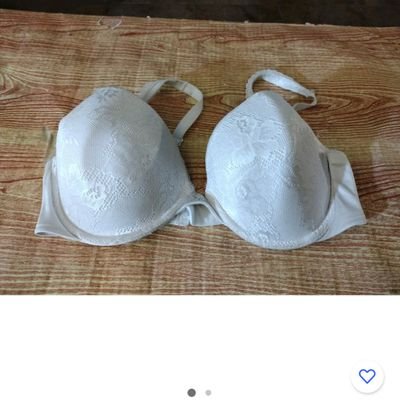 The Clothing Buzz on eBay.
https://t.co/9KglWx6O68