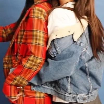 RYonly_p's profile picture. 고양이들이 이리저리 엉킵니다./주로 풀기 부끄러운 것들과 🔞 본계 선팔 후 팔신. @punok1726
