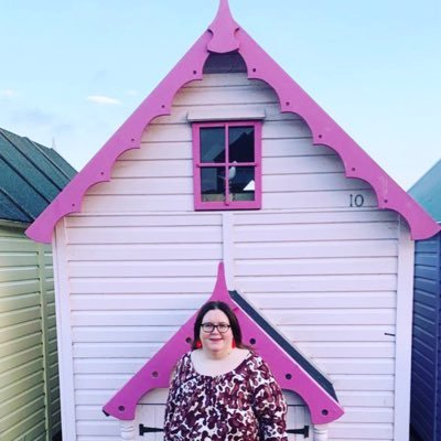 Wife / Chatterbox / OU Graduate / Crafter / Jewellery Maker / Genealogist / Take That fan / Lymphoedema warrior / Bookworm / Drinker of tea /