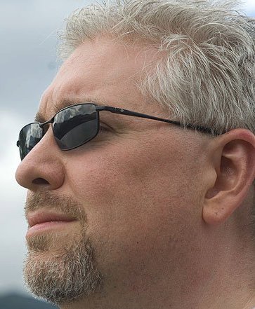 BrianPCombs's profile picture. Husband, father, SEO, e-commerce dude, serial entrepreneur, owner of ionadas local, photographer, Texas Longhorns fan - not necessarily in that order.