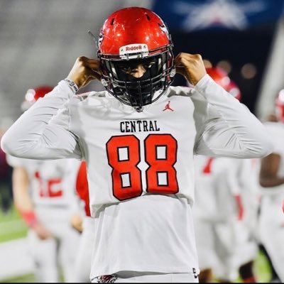 winfield_azion's profile picture. 