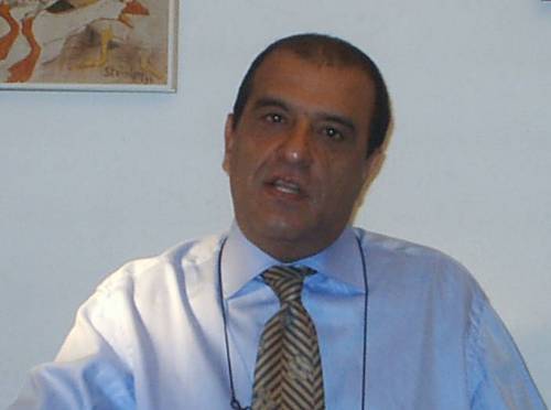 Sarto d'impresa. Attività su misura per l'efficacia e l'efficienza della tua azienda. Direzione di aziende con interventi come CRO Chief Restructuring Officer.