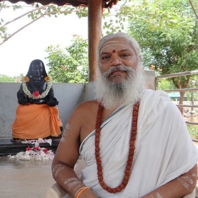 Ecom, IT & Proj Mgmt Consultant. Teacher of Sanskrit & Vedanta. Healer & Therapist. Sishya of Swami Dayananda Saraswati, IIT-BHU, Arsha Vidya Gurukulam Alumnus