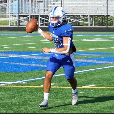 🐺| Wellington High School Class Of ‘23🎓 | FULLBACK & RUNNING BACK #22 | 561🌴| 5’11 180lbs | Phone Number 561-891-0067 Email: matthewgrams@icloud.com