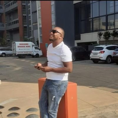 Musaigwa_'s profile picture. 💊💉 Pharmacien  @ManUnited! @RafaelNadal,  Anglican, History remembers Kings...