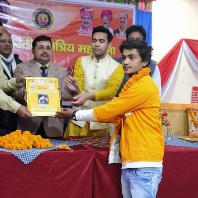 Youtuber
My channel Kakora deshi boys 🇮🇳 Jai Shree Ram🚩🚩
