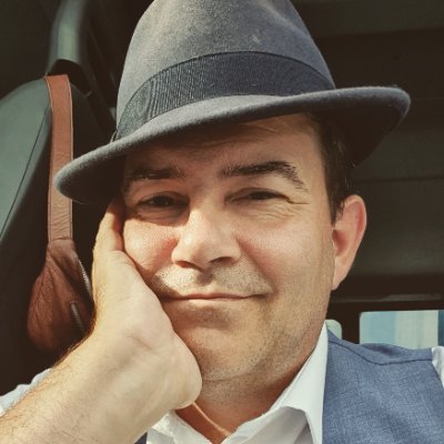 Rådgiver med mange hatte, WordPress-guru.
Syndikatet evangelist. Kaffemødespecialist.
Med på Paulas liste! 🙏
Han/ham