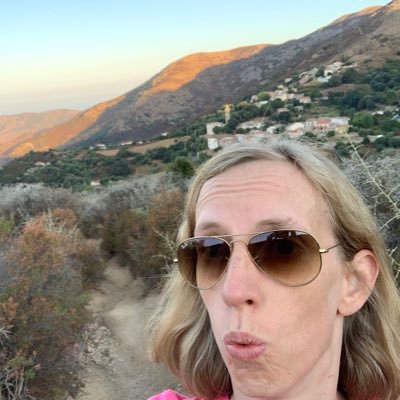 biberli's profile picture. Co-founder of Minsh, specialized in mobile applications for private communities, with one foot in India and another in Switzerland.