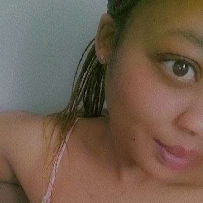 _Ukumkanikazi's profile picture. 