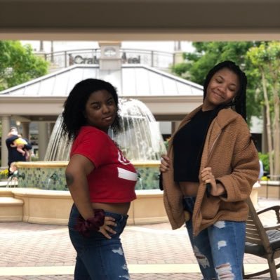 LadyALockhart's profile picture. 