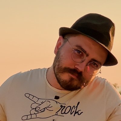 ilterbilguven's profile picture. Oyun Geliştiricisi; DJ; Şapkalar, kediler, etkinlikler ve varoluşsal krizler olmazsa olmazım