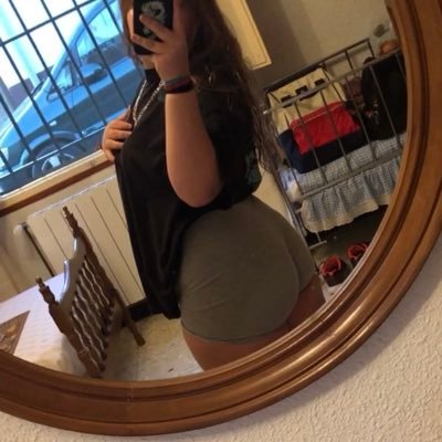 _aliciaa_trcr_'s profile picture. atletico de madrid                                           🏐