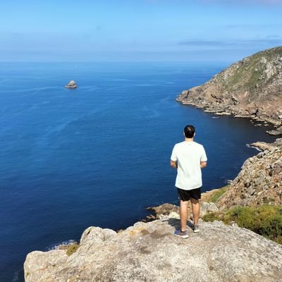 davimdo's profile picture. .