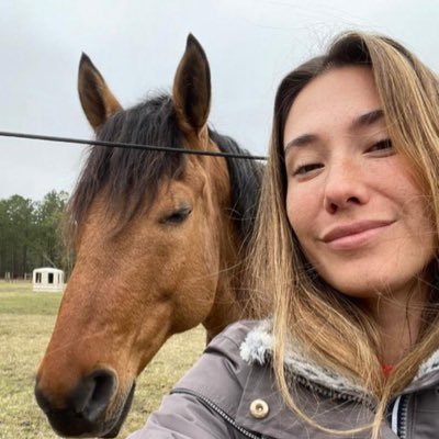 Just a Happy woman living to the fullest, I’m Caucasian and I like horses. ♍️ 🇺🇸