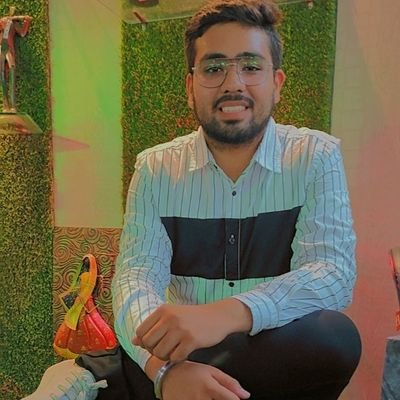 He/Him
19
Foddie🍻❤️
📍- Lucknow
Spreading smiles @ourswapna 🌿❤️