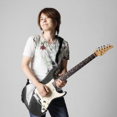 ko1107's profile picture. レッスン➡︎旗の台駅徒歩2分60分4500円 サポート 譜面 オケ作成依頼➡︎ https://t.co/oV4xtLUo7L 経歴➡︎和田光司 尾藤イサオ KNP 鳥酉男 楽曲提供➡︎JAL ハコ➡︎六本木Be 横浜ケントス 劇伴➡︎カワイスギクライシス アンダーニンジャ