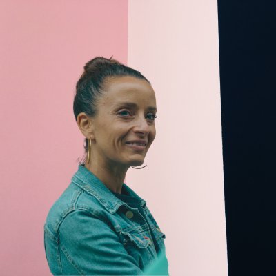 Conseil en communication (production de contenu, digital, influence, e-pr) • Executive/Media Coach • Créatrice de contenu
https://t.co/xz2K1M9jlm…