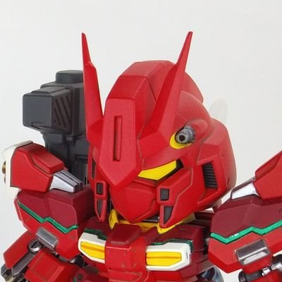 レッドウォーリア好きのＳＤガンダム好きのオッサンです♪  主にＢＢ戦士などガンプラの改造をしています！サークル『パテなどで』同人誌 雷撃モデルジャパン参加。オラザク選手権 第18回、第19回一次通過。欲しいものリストhttps://t.co/XGWnJoKm7g