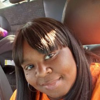 Jewel71385's profile picture. 