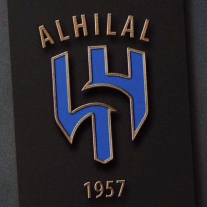 abo_solaf24's profile picture. اذا لعب الهلال فخبروني فإن الفن منبعه الهلال 😍 امتع ناظري بهلال نجدٍ فمن قمصانه خلق الكمال 🇸🇻🇸🇻