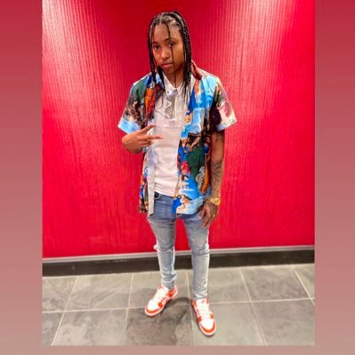 Artist 🖤🥀🎤 For Bookings/Features Contact: Cheechee.booking@gmail.com INVESTOR 📈