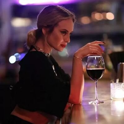 b3rkywrm's profile picture. Aşk sadece nefretten ibadet