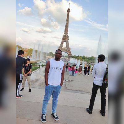 AbdullMaikano's profile picture. You only live once, but if you do it right, once is enough.