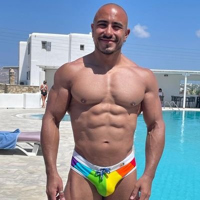 🔞Adult content🔞
Porn actor & club performer
Online Personal Trainer 🏳️‍🌈
Check out my instagram!: soyalanfitness