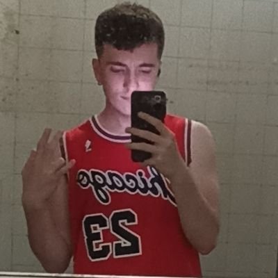 AmondarainVega's profile picture. 