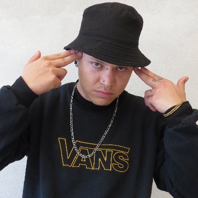 Artista/DJ/Modelo y Plugga 🔌
Co-fundador de @richpluggamusic
Creador de La Verdadera Muzika Basada , miembro de @lostfilesklu6 🩸