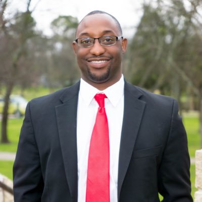 DarrinRobinson_'s profile picture. Son of God. Brother of Christ. Husband. Father