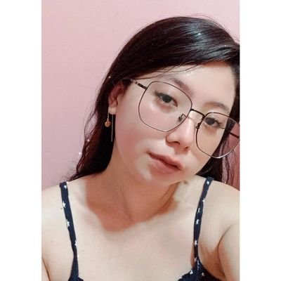 KittyYassie's profile picture. Super mom. 🤍