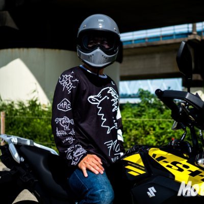 バイクやアウトドアのメディアで記事を書いたり、 ワークマンやクロームでアンバサダーをしていたり、youtubeで動画を作ったりしています。愛車はCRF250ラリーとクロスカブ110。ステップワゴンスパーダです。