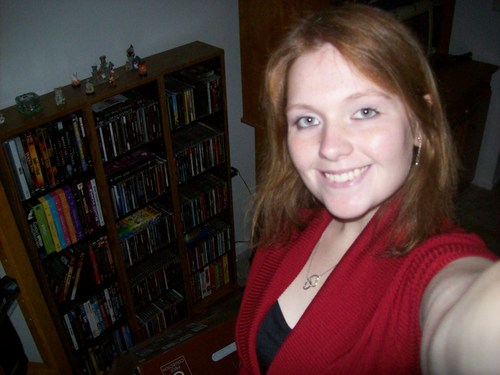 Im Jessie and i love haunted houses and halloween!